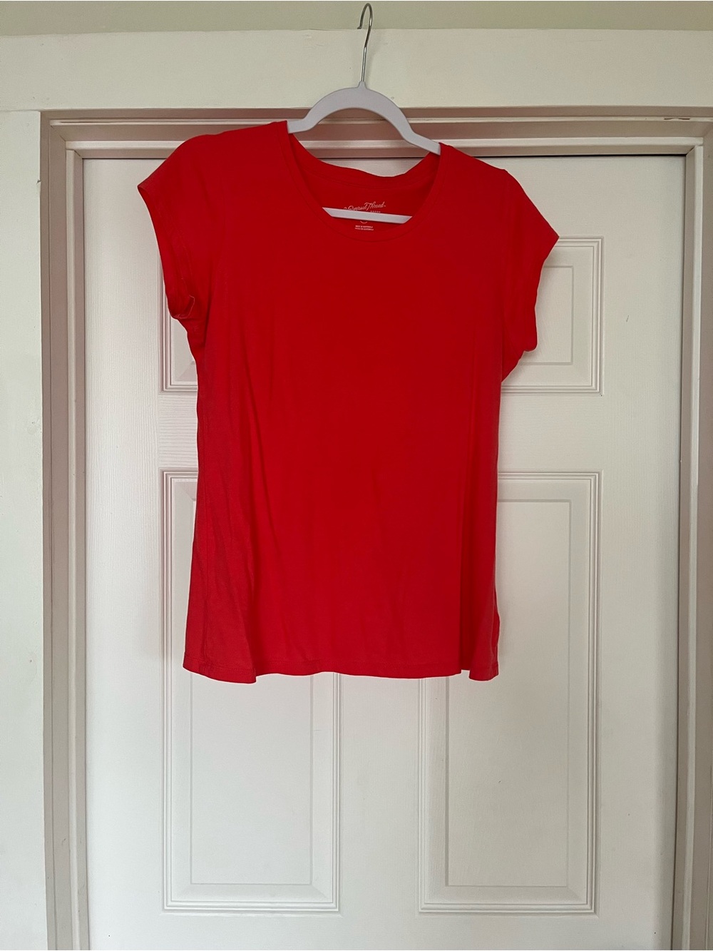 Universal Thread Red Short Sleeve Crewneck Tee